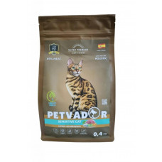 Сухой полнорационный корм для взрослых кошек с чувствительным пищеварением PETVADOR, с ягненком и диким тунцом, весовой